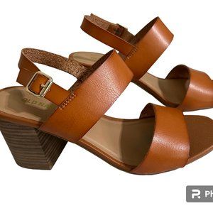 Old Navy Strappy Sandals